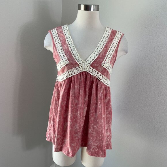 NEW ENTRO Womens Small Crochet Trim Tank Top Babydoll Empire Waist Sleeveless - Picture 1 of 9